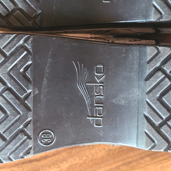 Dansko 38 off white graphic Clogs - Picture 5 of 11